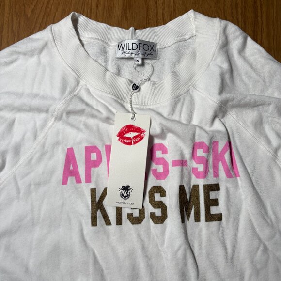 NWT Wildfox “Après-Ski Kiss Me” Sweatshirt White Graphic Pullover Women’s S - Picture 4 of 8